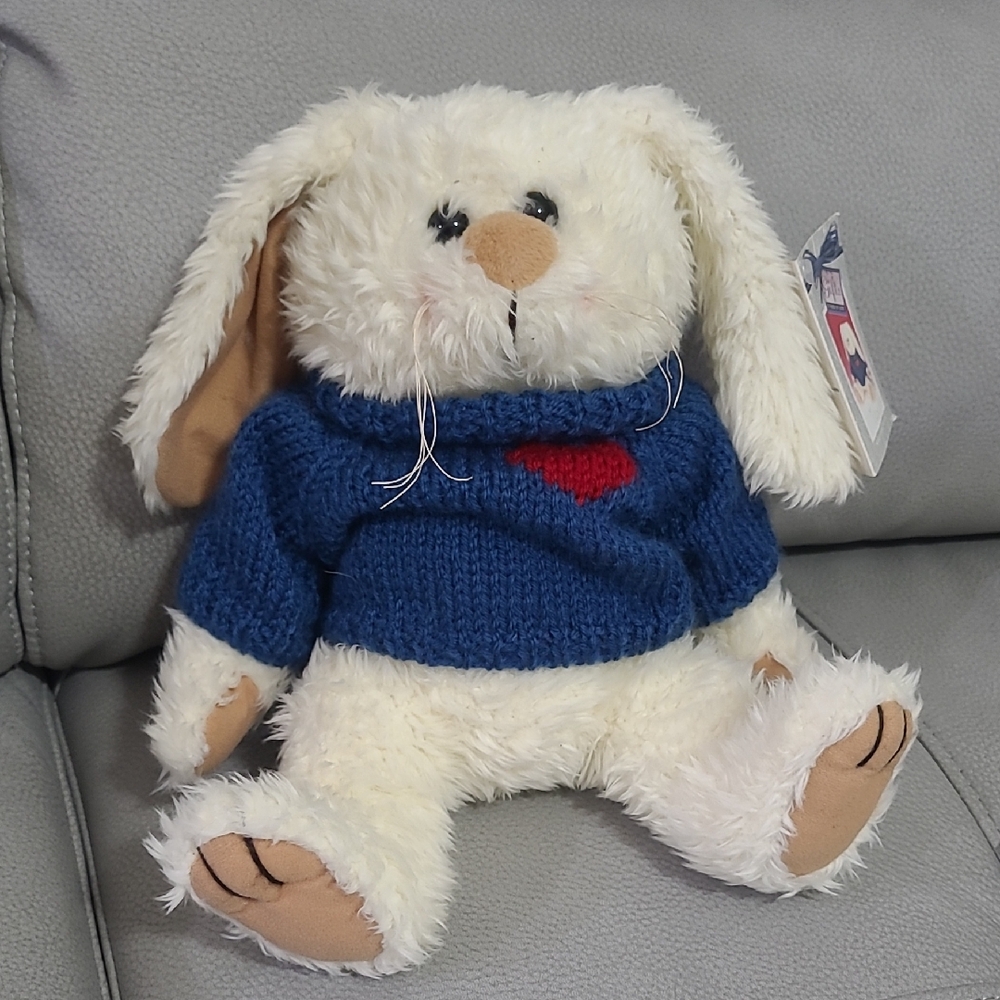 Gifts By Hous Of Lloyd Prayer Rabbit Mudical 13"